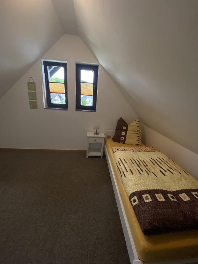 Dagmar 120Qm 3 Schlafzimmer Wellness Olsberg Esterno foto